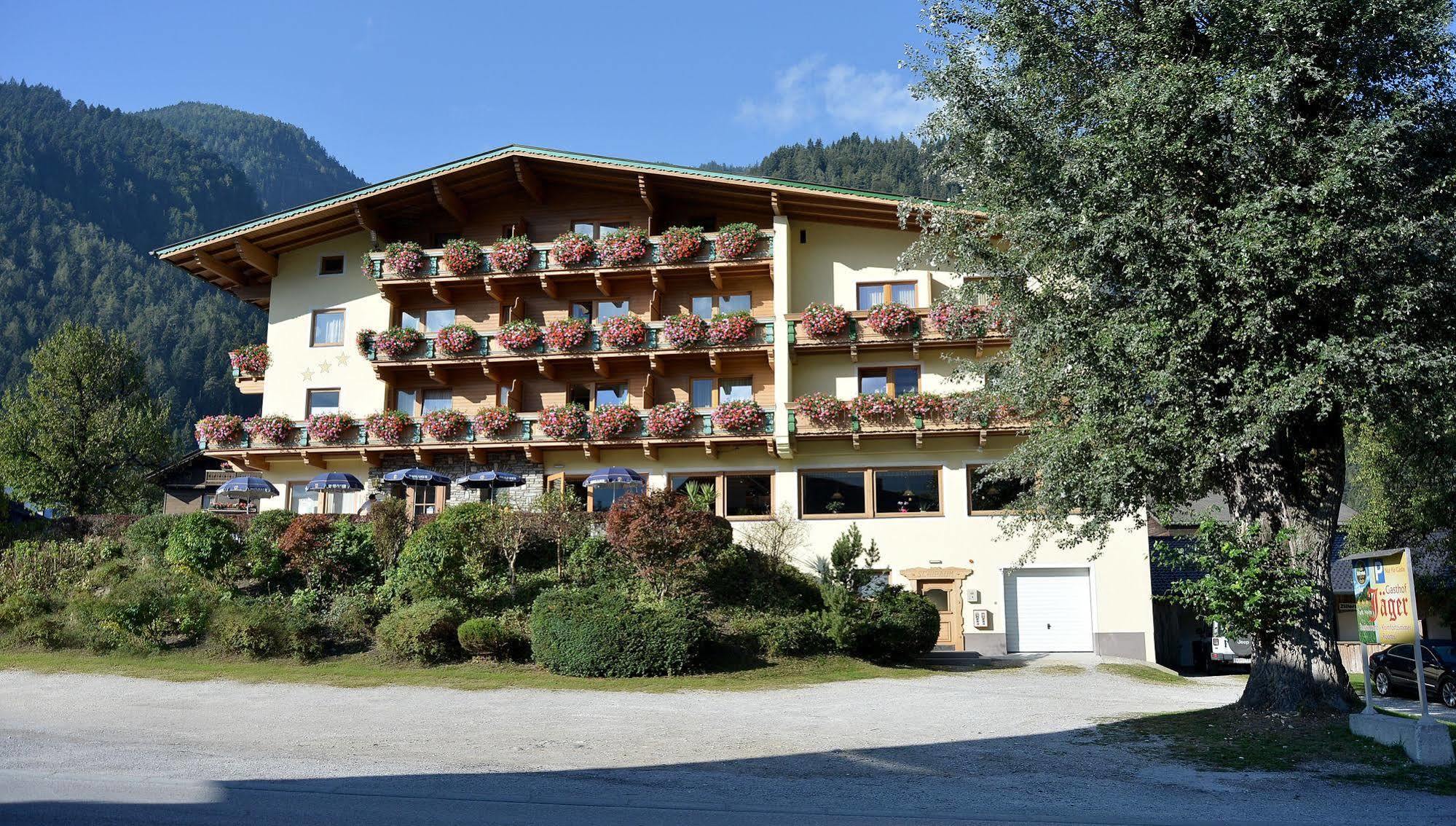 Hotel Gasthof Jaeger Zillertal Schlitters Eksteriør billede