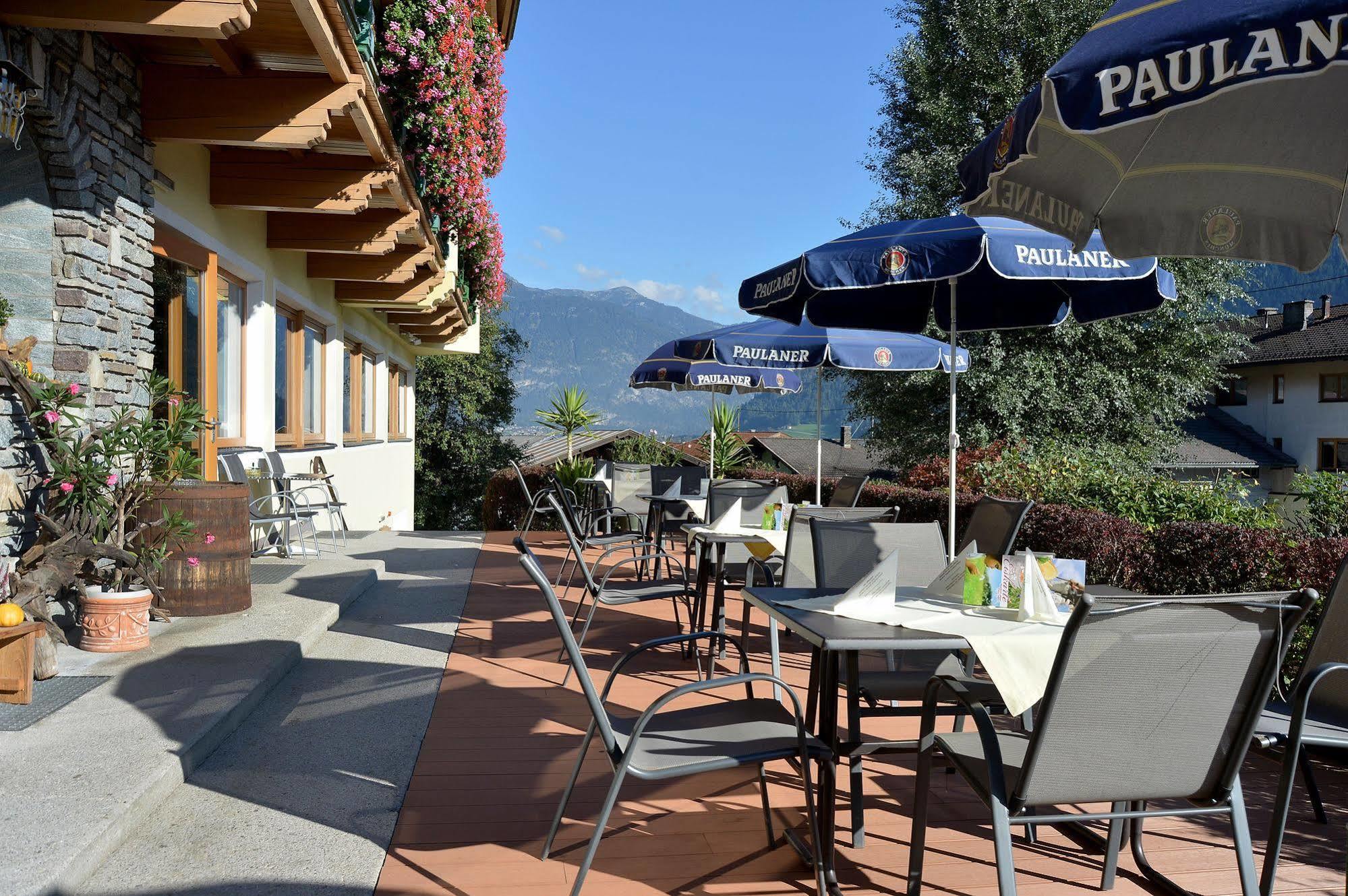 Hotel Gasthof Jaeger Zillertal Schlitters Eksteriør billede
