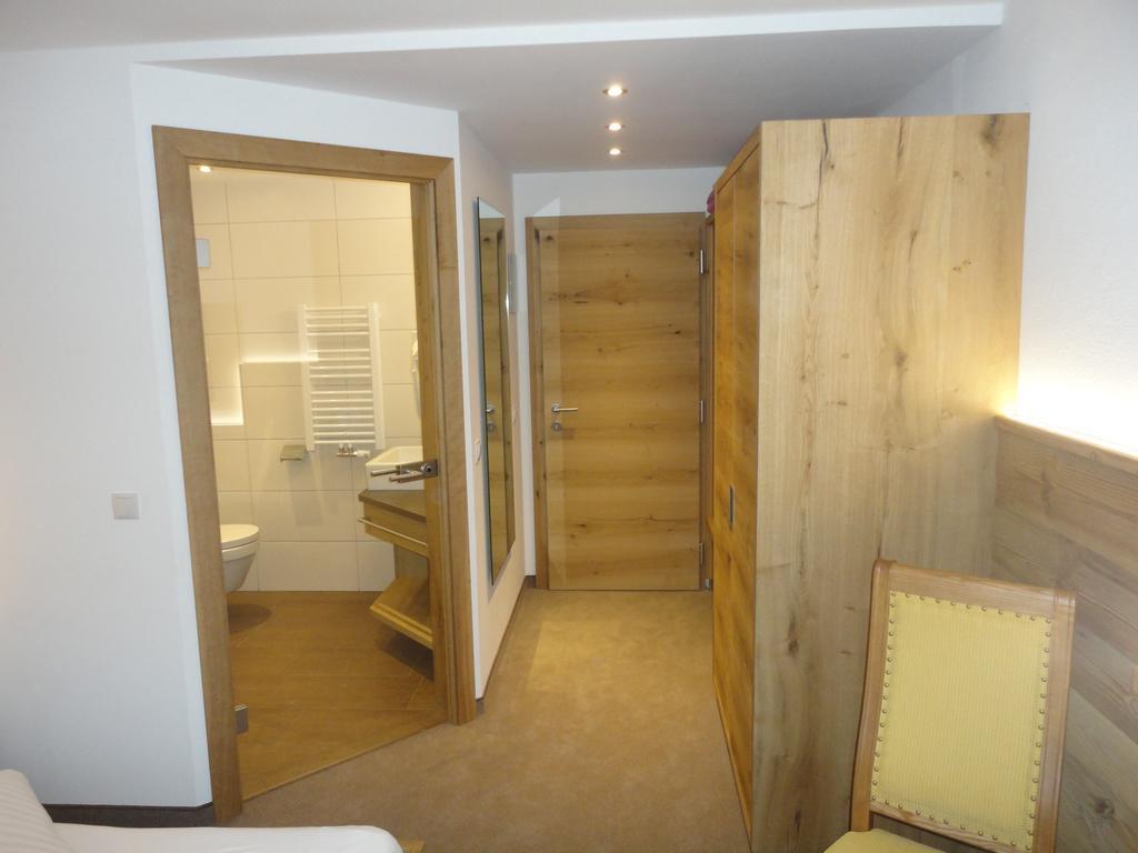 Hotel Gasthof Jaeger Zillertal Schlitters Værelse billede